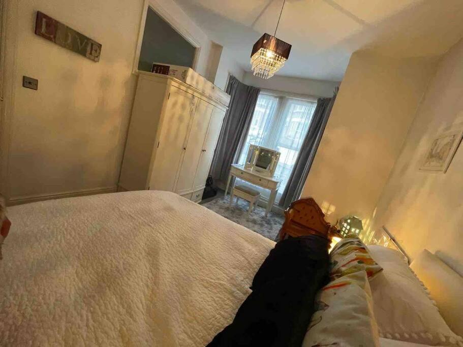 One/Two Bedroom Apartment Close To Sea & Centre Hastings Dış mekan fotoğraf