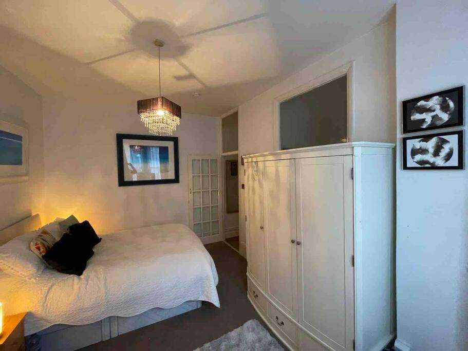One/Two Bedroom Apartment Close To Sea & Centre Hastings Dış mekan fotoğraf