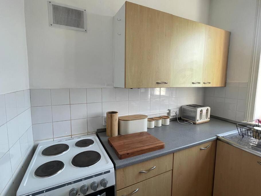 One/Two Bedroom Apartment Close To Sea & Centre Hastings Dış mekan fotoğraf